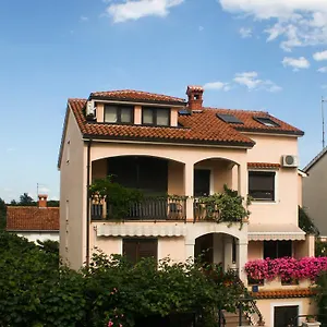  Apartment Ljubica Kroatien
